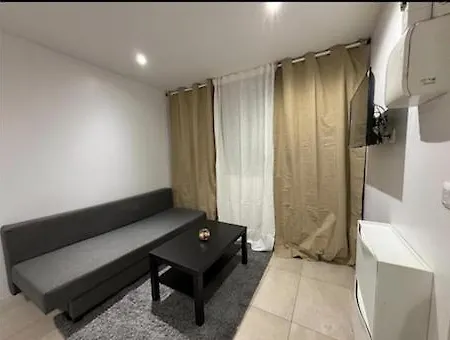 شقة Paris 20min Meuble Wifi *